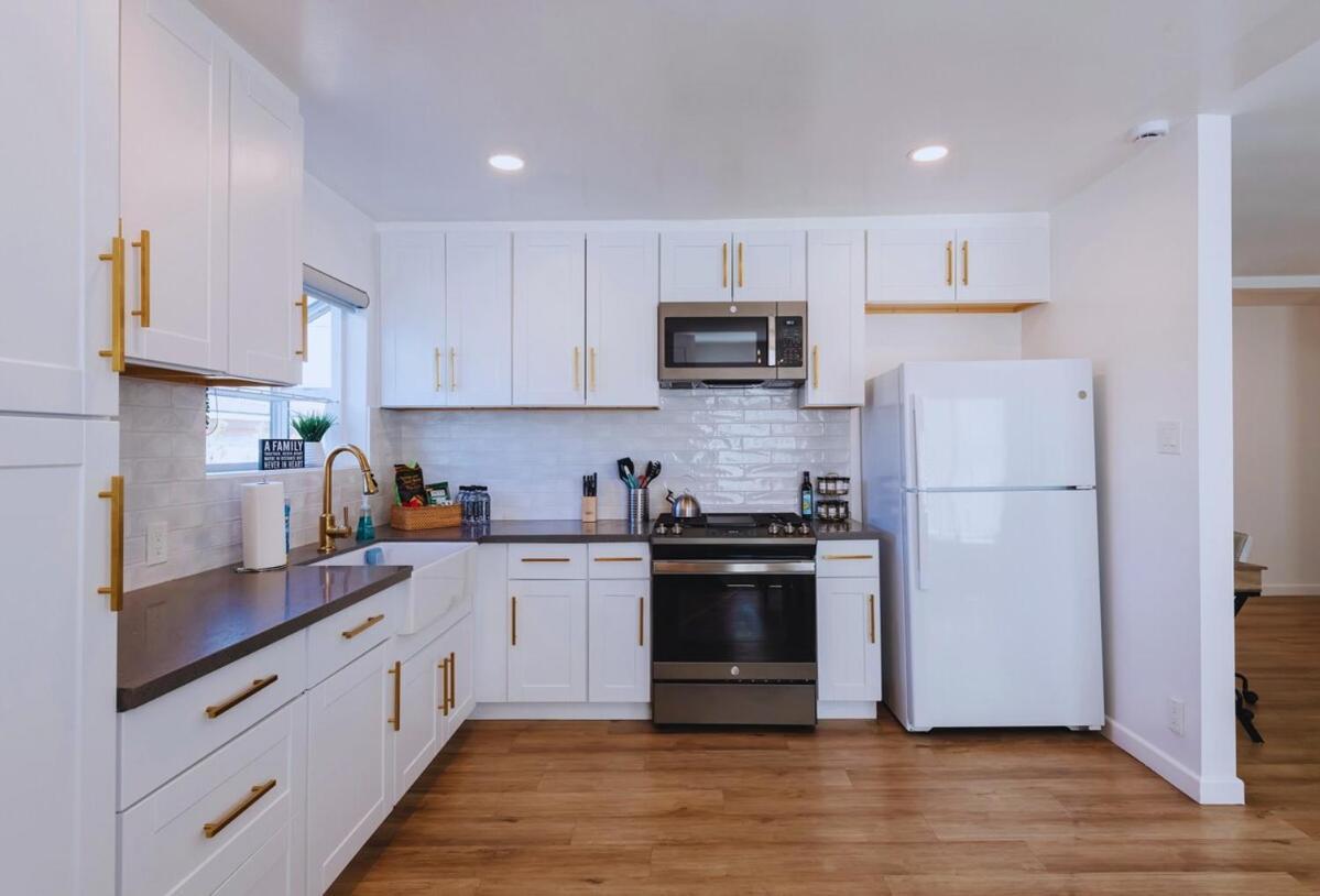 Cozy Modern 3 Bed 1 Bath Home - Pet Friendly! Lawndale Buitenkant foto